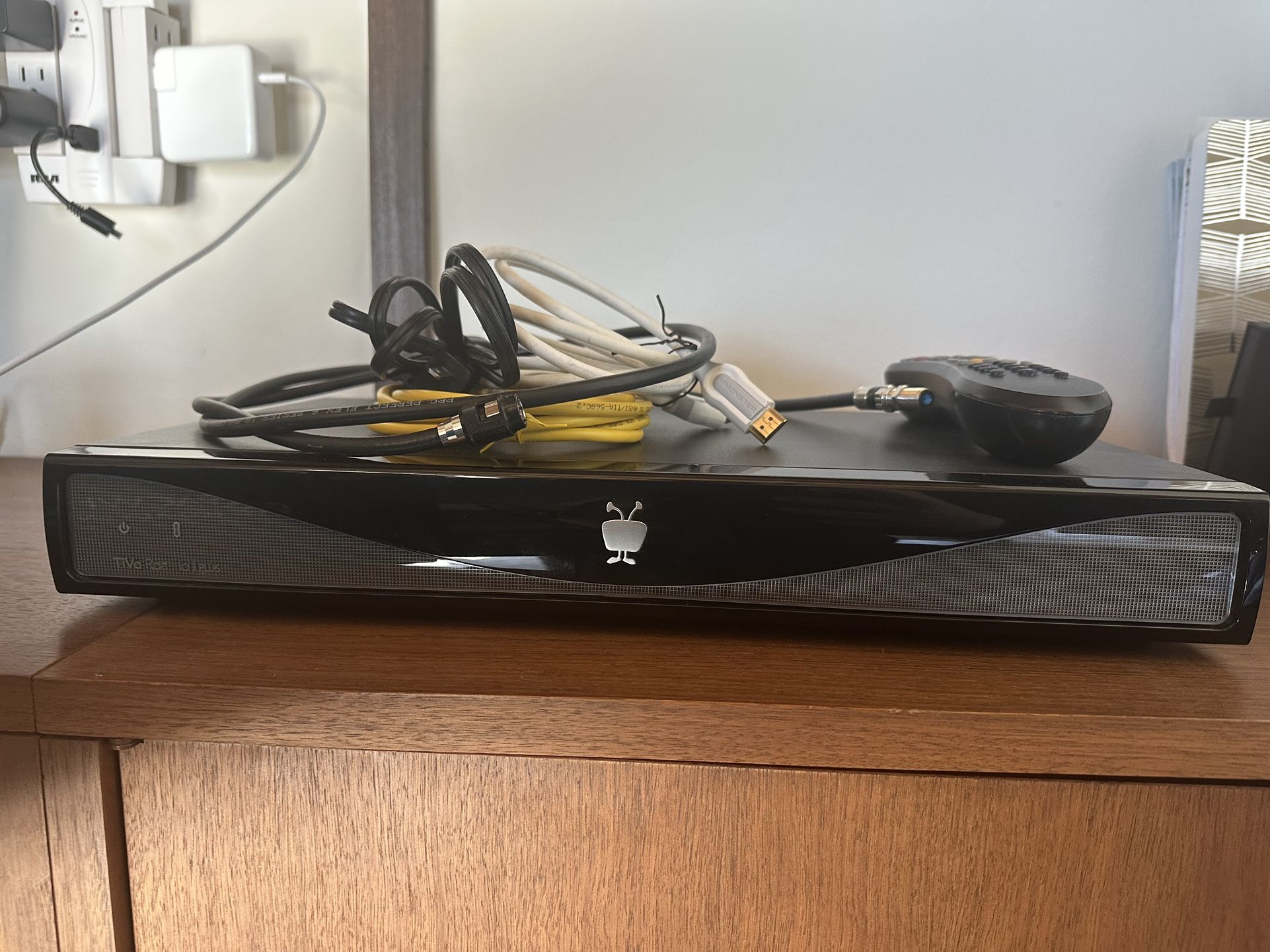 Tivo Roamio Plus, Series 5, lifetime service