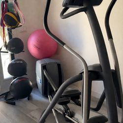 PRECOR ELLIPTICAL MACHINE WORKS PERFECT!