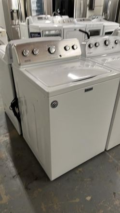 Maytag Top Load Washer – White, Knob Controls, 60‑Day Warranty