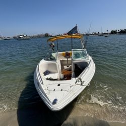 2001 Chaparral 216 SSI