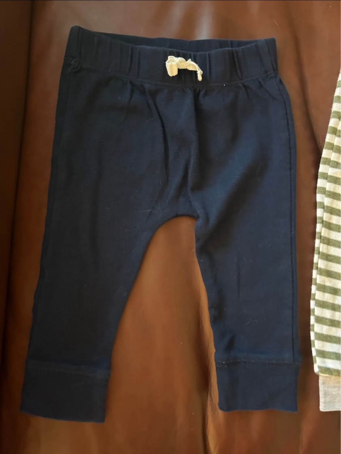 Lot of 5 - Boy pants- size 9M