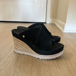 UGGs wedges. Super comfortable soft and good for your feet. Size 6 1/2.