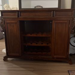 gambling wine bar wooden 