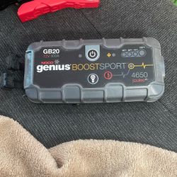 Battery Pack / Flashlight On Side 