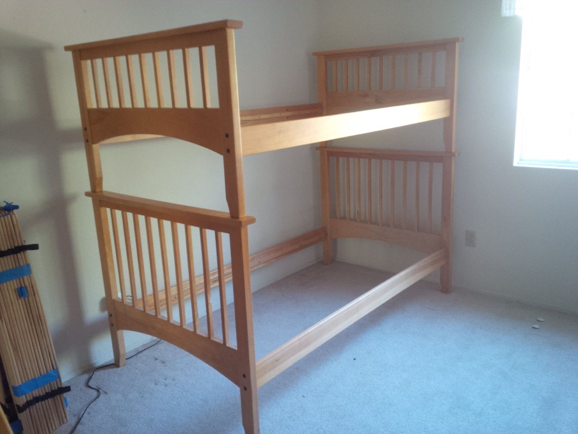 Twin bunk bed set