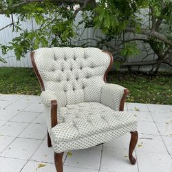 Vintage sofa chair