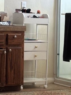 Makeup cart