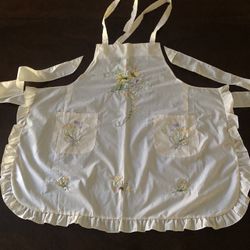 Embroidered Apron-Vintage