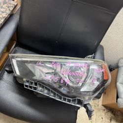 2019 Toyota 4 Runner Left Headlight 