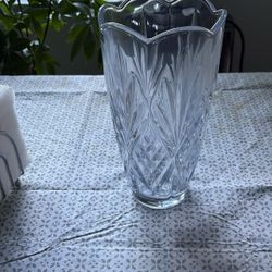 Godinger Dublin Crystal Vase – Elegant 12” Decorative Accent