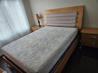 Full bedroom set for sale 2 years old
