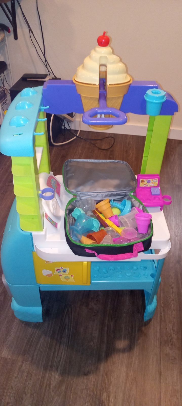 Ice Cream Play-Doh Cart Complete Set