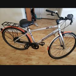 NEW NEVER USED Concord SCN hybird, 700c Tires, 18" Aluminum Frame, CVT (continously variable transmission) internal shifting (no external rear cassett