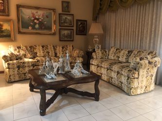 Vintage living room set with the center table