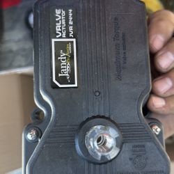 Selling Set Of 2 Jandy Valve Actuators (NEW)
