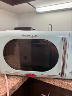 Retrowave Nostalgia microwave