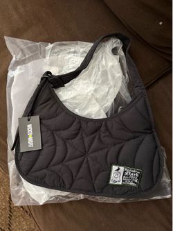 Spiderweb shoulder bag