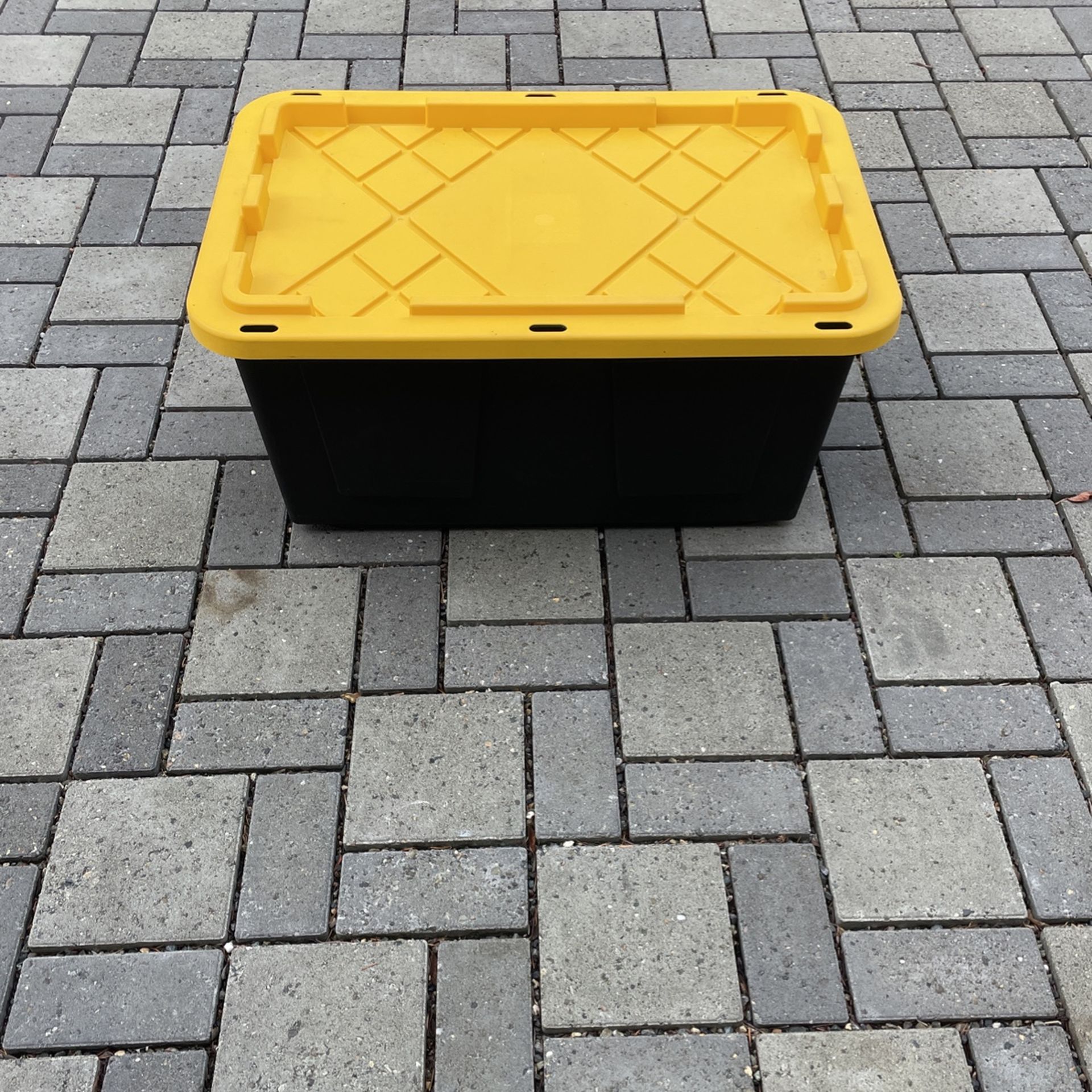 27 Gallon Storage Tubs for Sale in Woodway, WA OfferUp