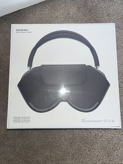 AirPod Maxes 