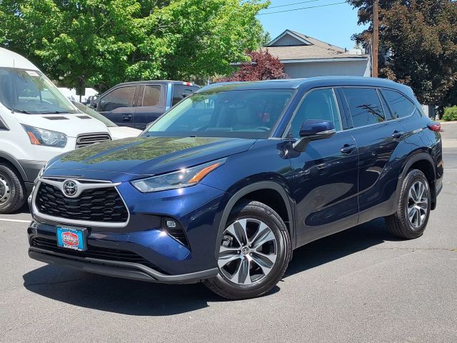 2021 Toyota Highlander
