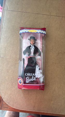 Collectors Edition-Dolls of the World-Chilean Barbie