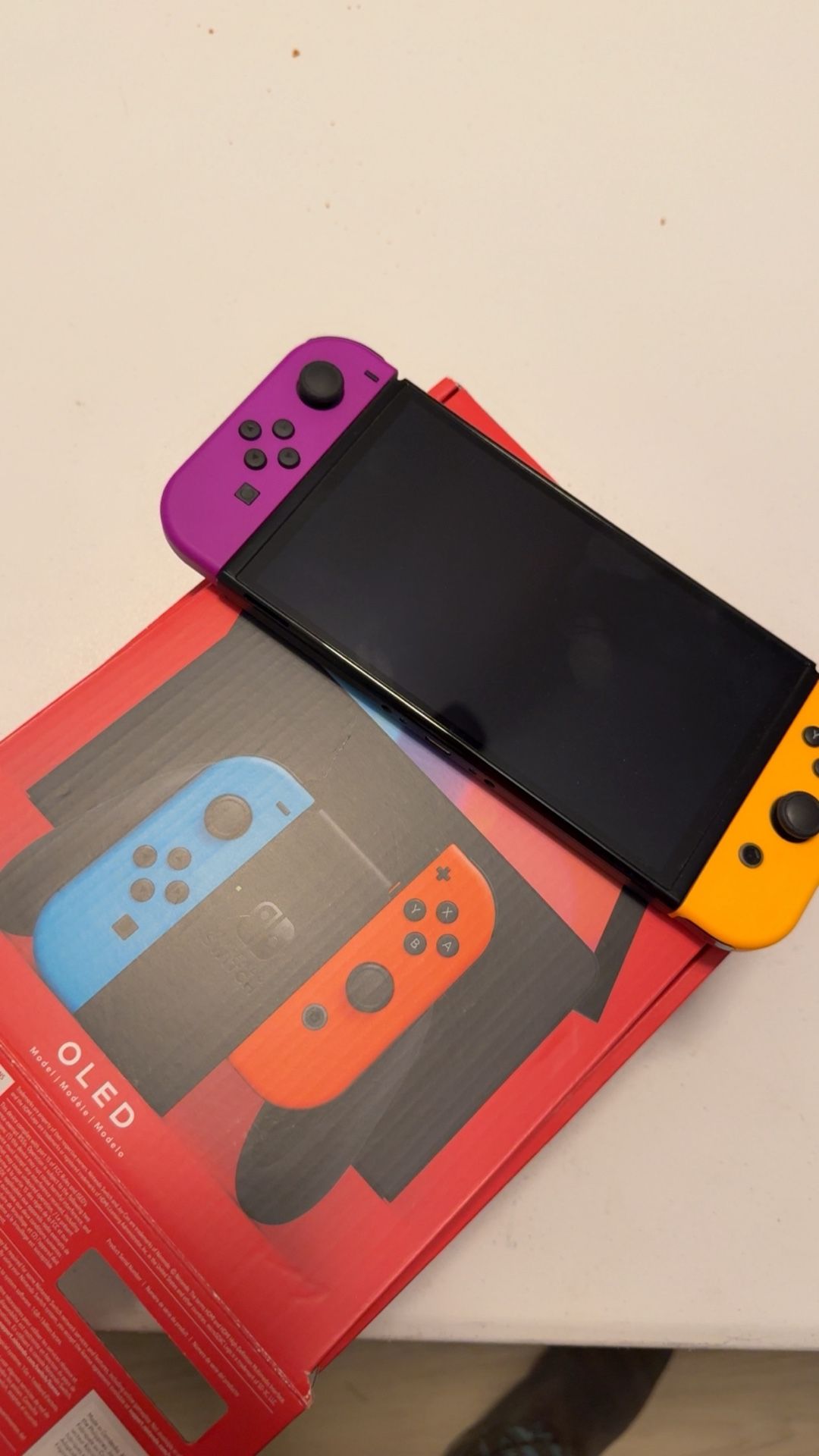 NINTENDO SWITCH OLED