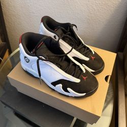 Jordan 14 Retro Black Toe