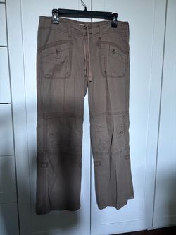 Woman's Casual Cargo Abercrombie & Fitch Pants in Brown, Linen / Cotton blend.