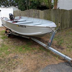 14' Aluminum Grumman with trailer and 18 hp Mercury 18XD Motor