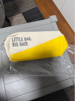 Drybar cosmetic case