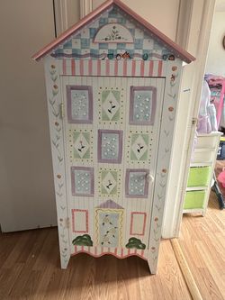 Kids dresser