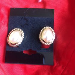 Christian Dior Earrings 