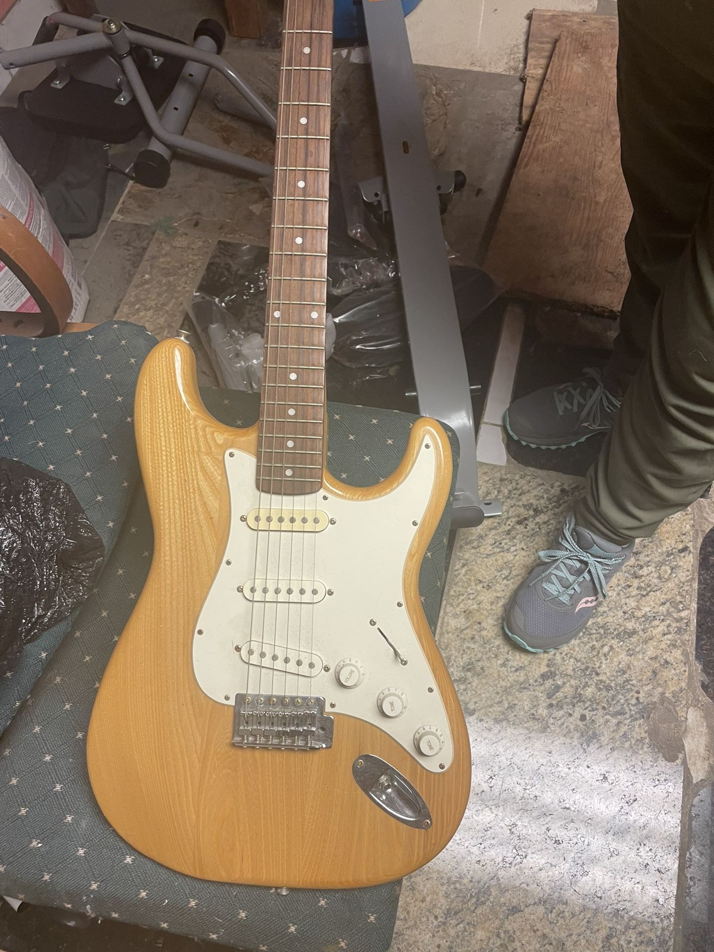 Squier Strat By Fender
