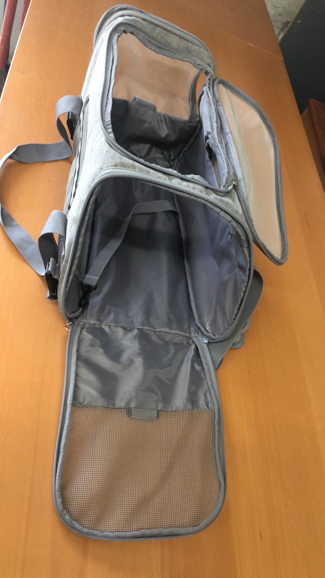 Cat carrier