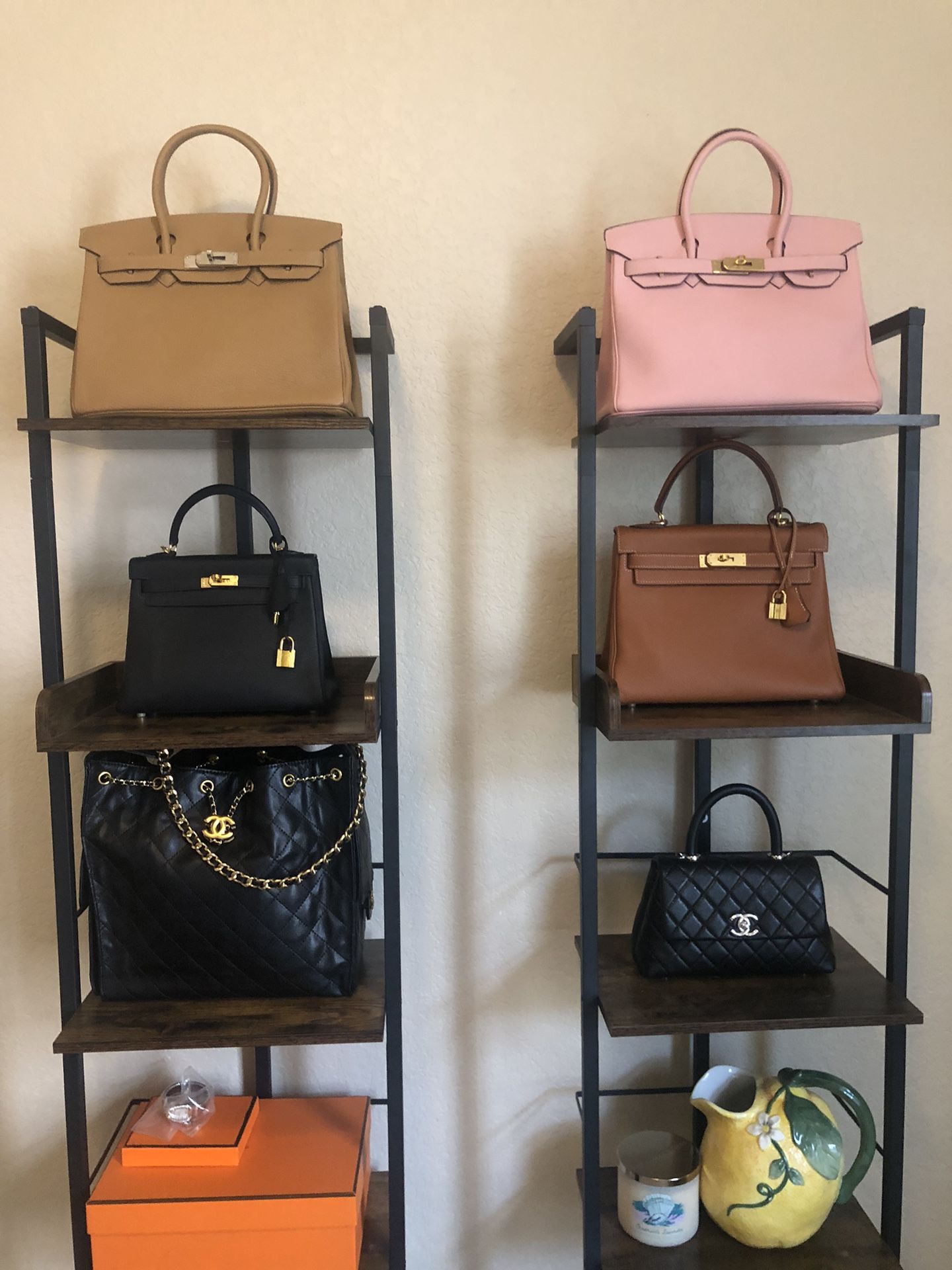 Brand New Kelly 25 Gold Hardware Togo Leather Hand Bag Or Shoulder Bag 