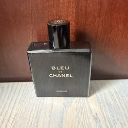 Bleu de chanel Perfum