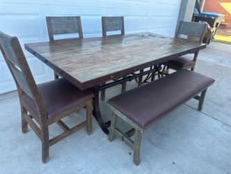 Dining room table set