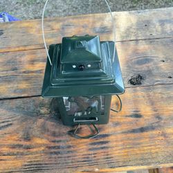 outdoor bird feeders