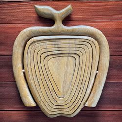Vintage Apple Shaped Collapsible Wooden Basket Bowl Trivet Decor