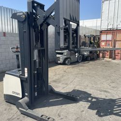 Forklifts 