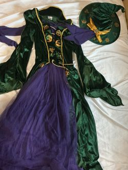 Winifred Sanderson costume from Disney's Hocus Pocus