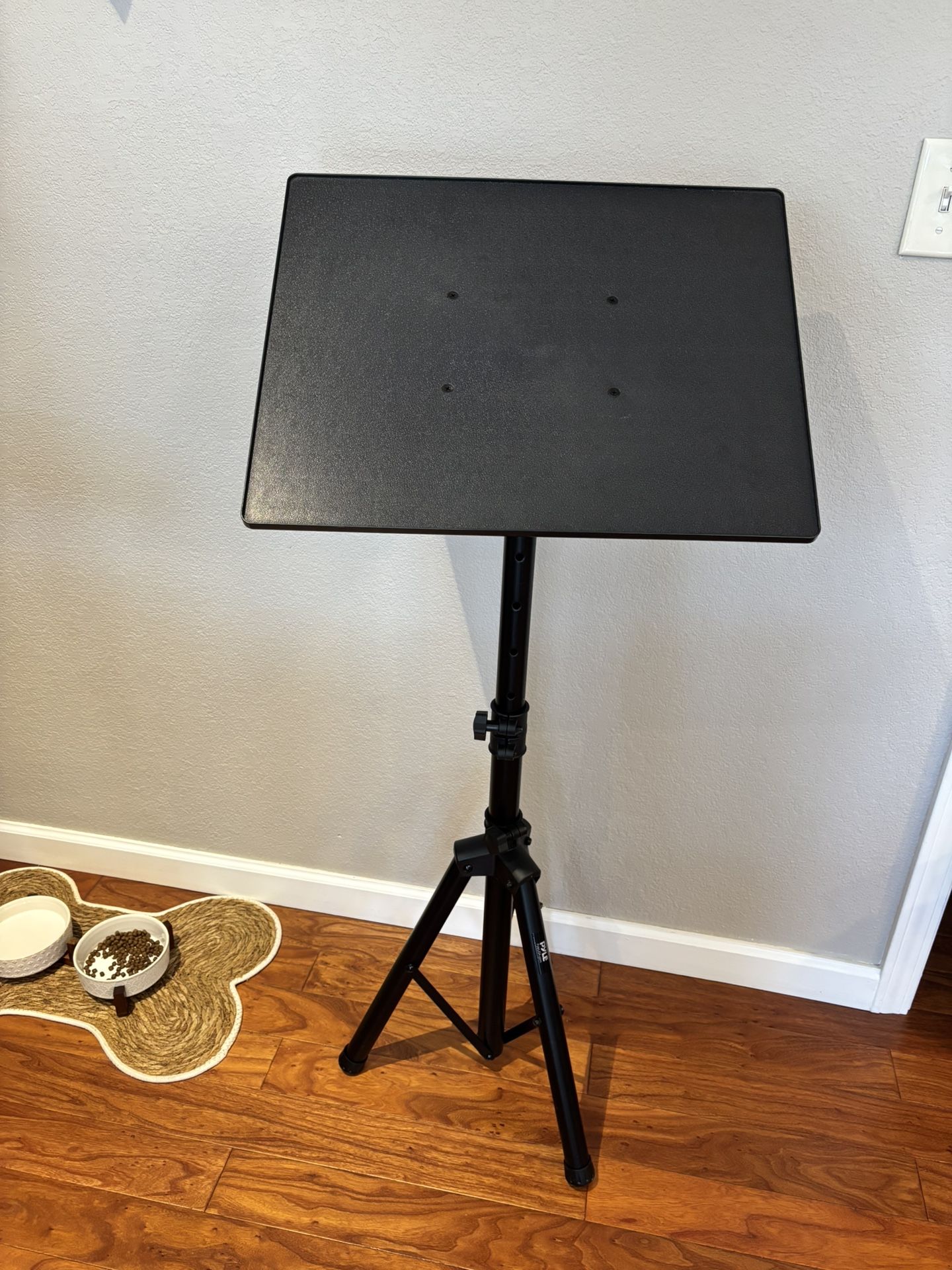 Music Stand
