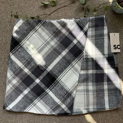 New Cute Plaid Skirt Size 14/16