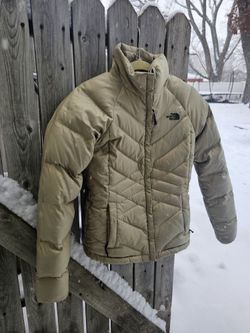 North Face Women's XS Fitted Winter Jacket