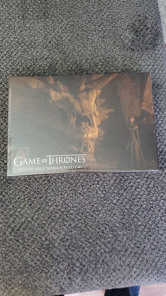 Game of Thrones Balerion the Black Dread 1,000-Piece Premium Puzzle