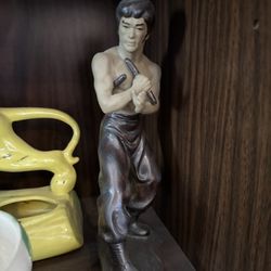 Bruce Lee Porcelain Figurine 