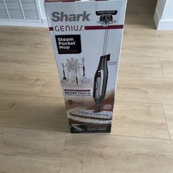 Shark Genius Steam Mop