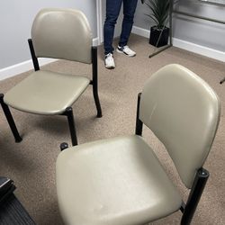 Office Chairs 