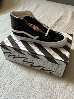 Vans SK8-HI Shoe