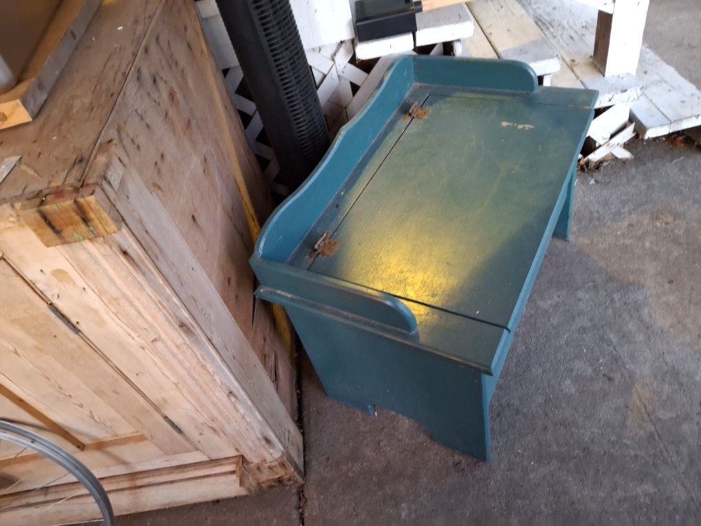 Mini Cedar Chest